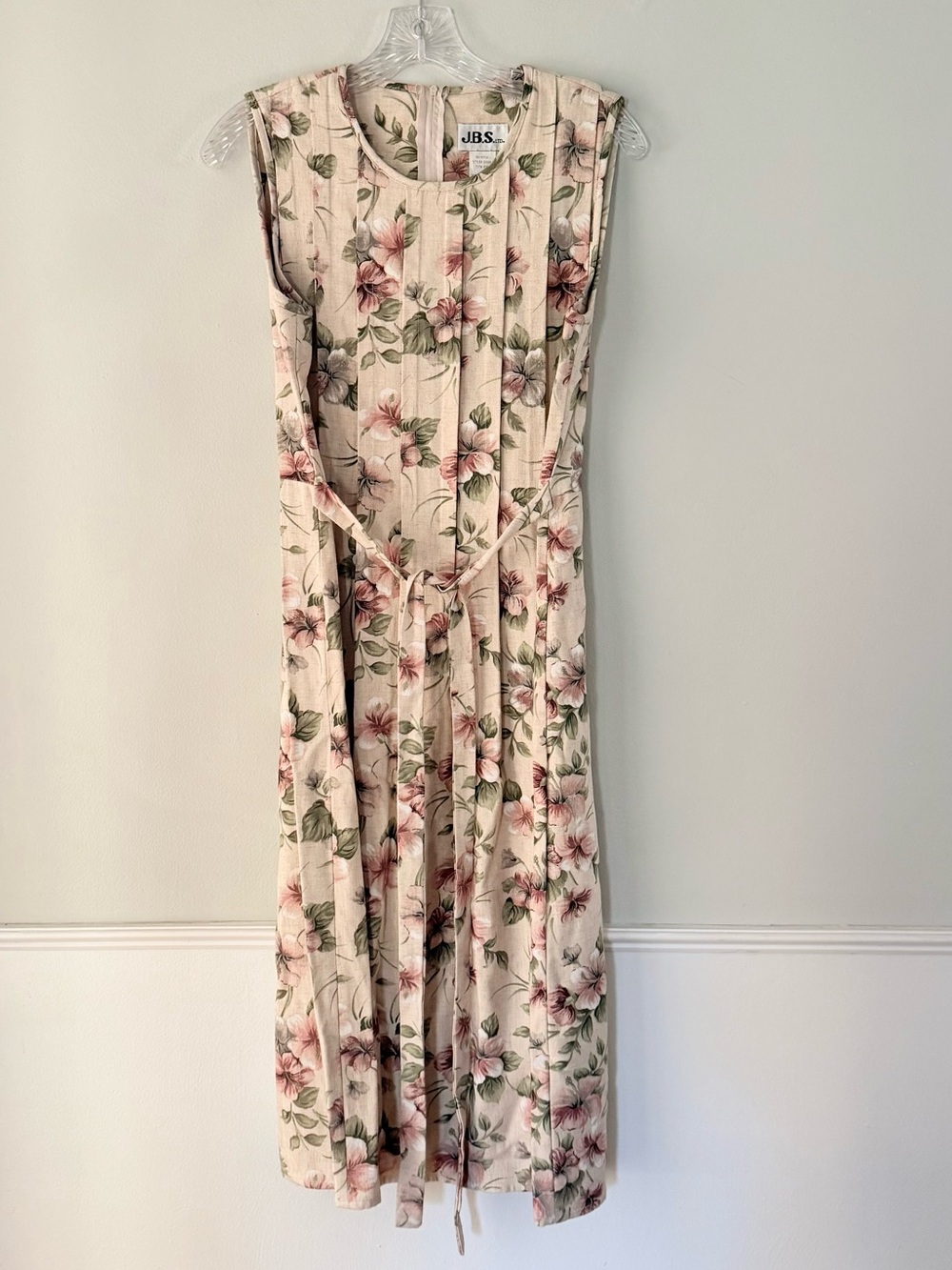 J.B.S. Floral Pleated Midi Dress in Blush Multicolor Size 6